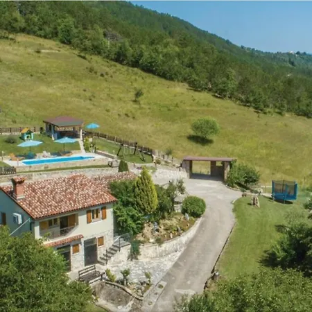 House Dol Сasa de vacaciones Cerovlje